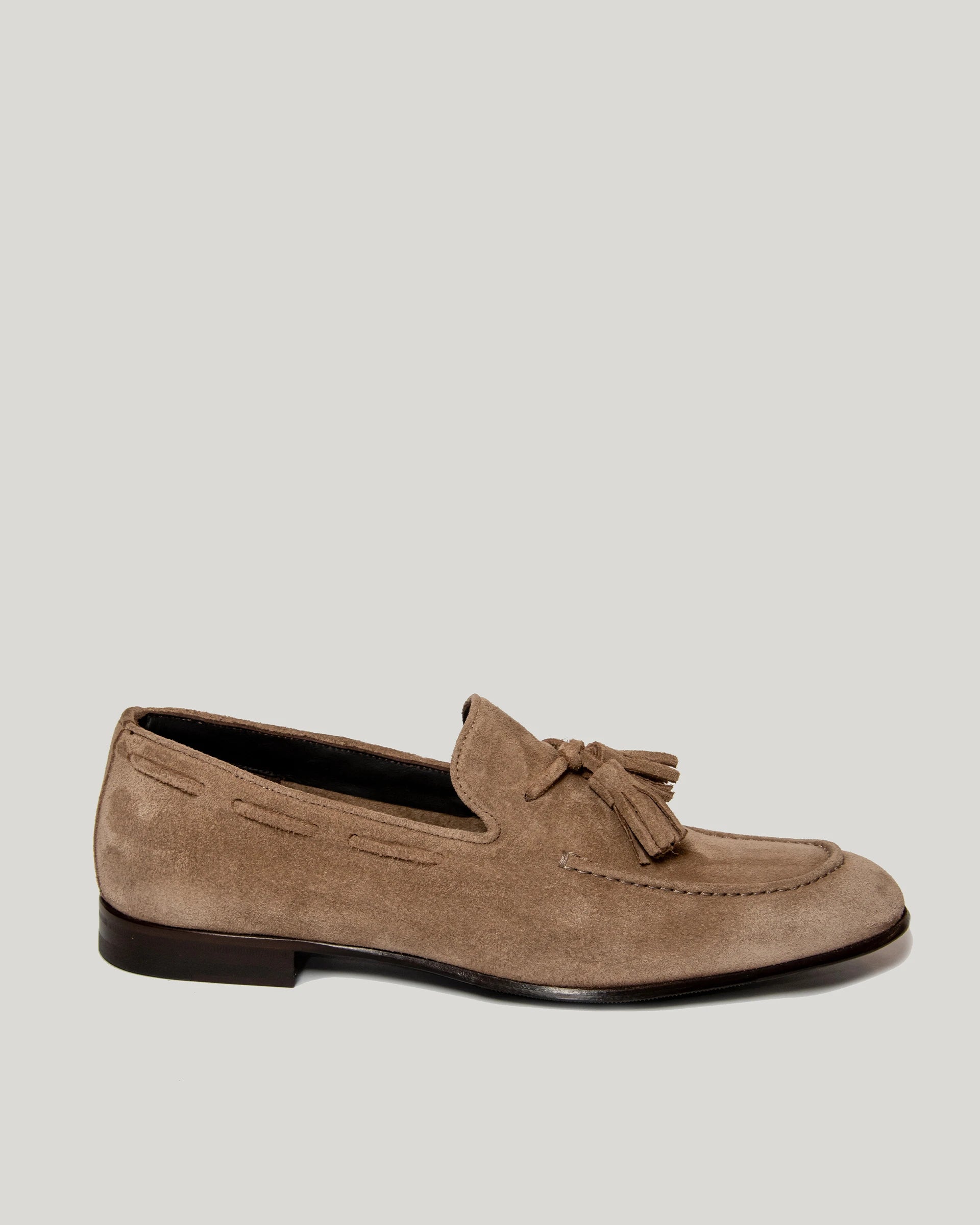 Taupe moccasin with suede tassels