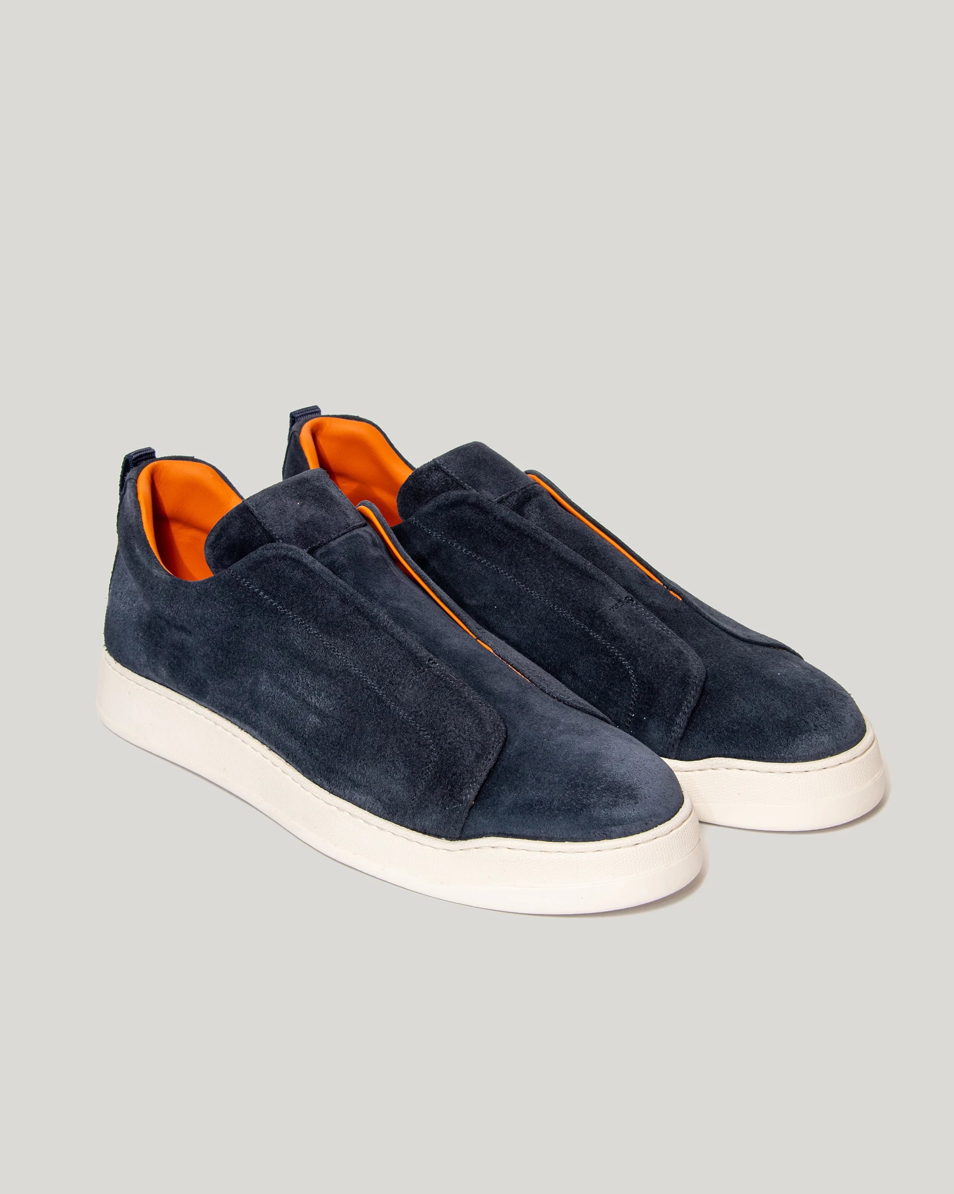 Blue slip-on sneaker in light-lined