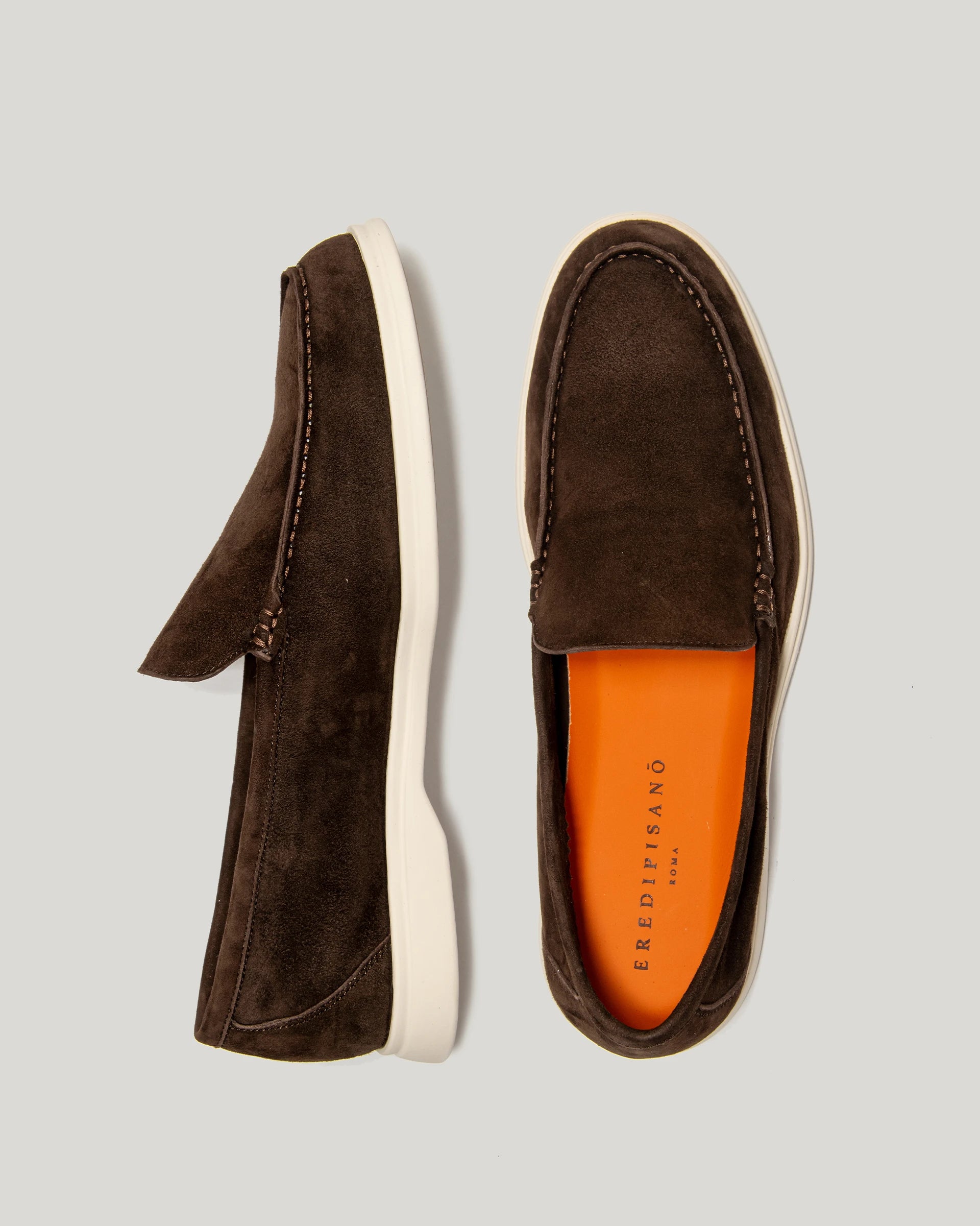 Boat moccasin moro in light suede