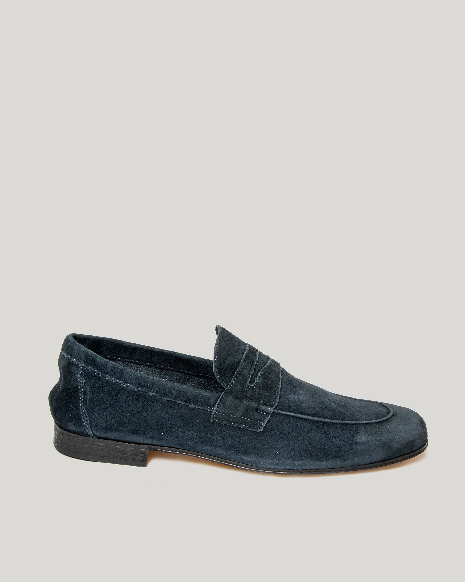 Amalfi navy blue suede leather loafer