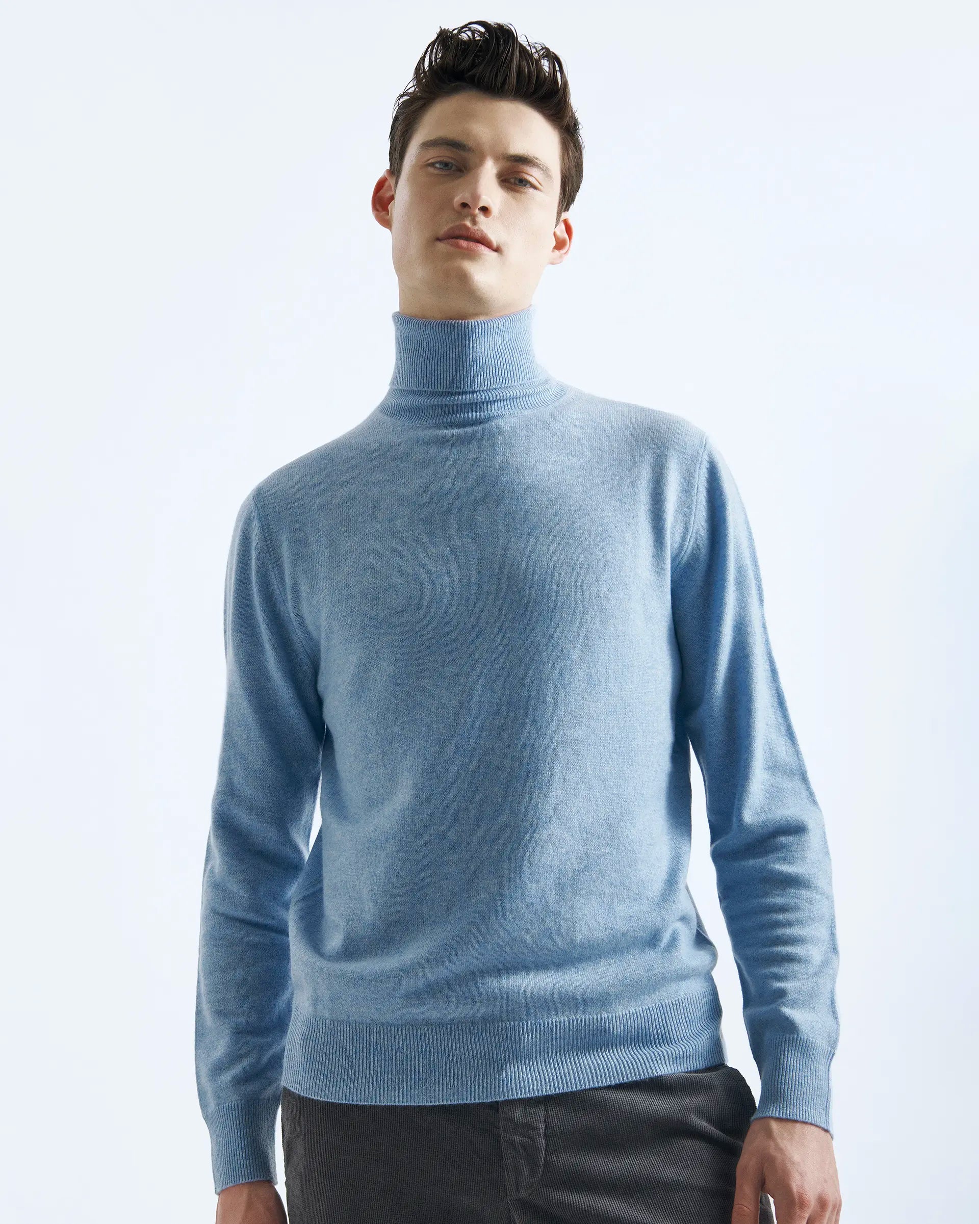 Light Blue Cashmere Turleneck Sweaters