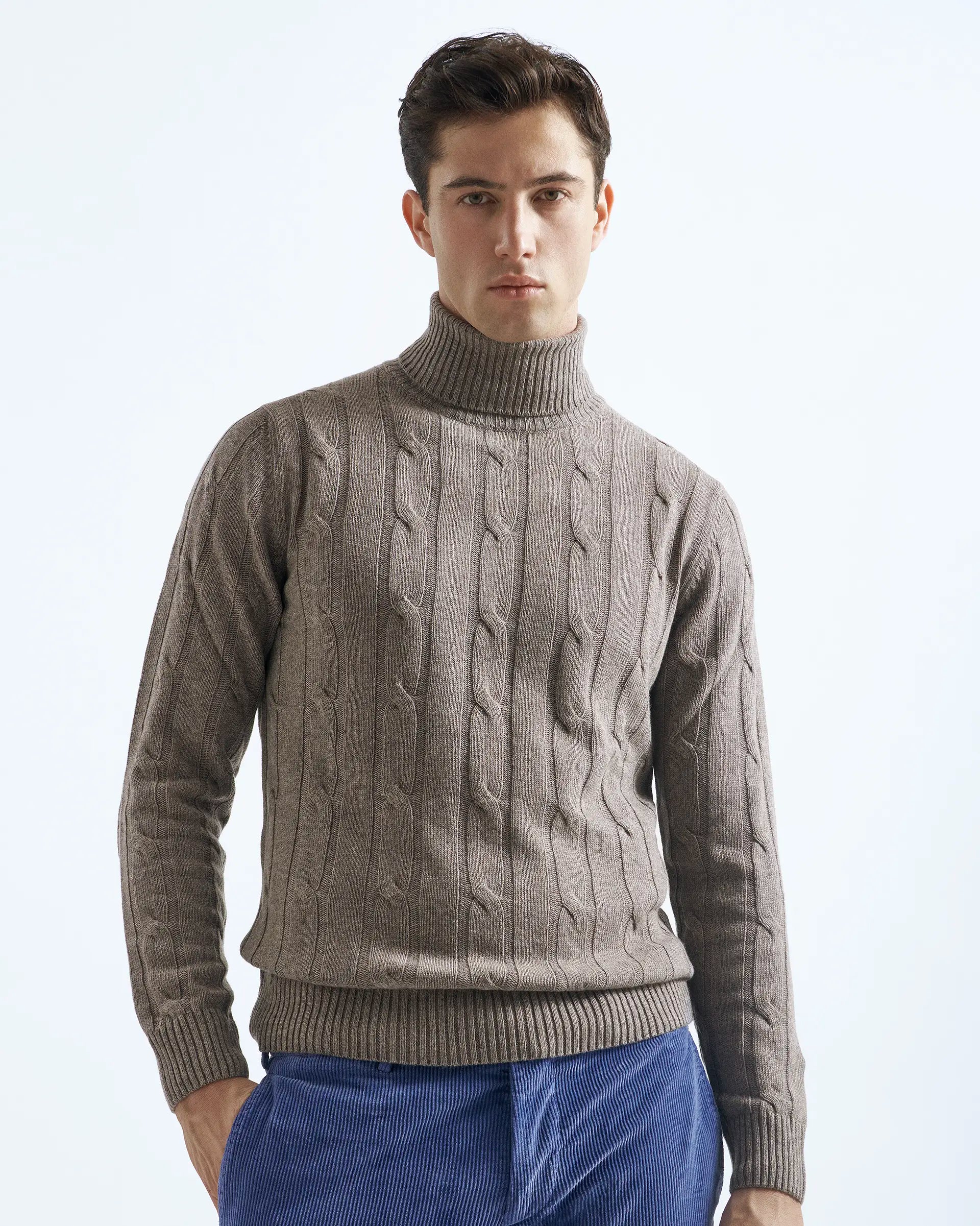 Beige turtleneck in cashmere blend with braided workmanship