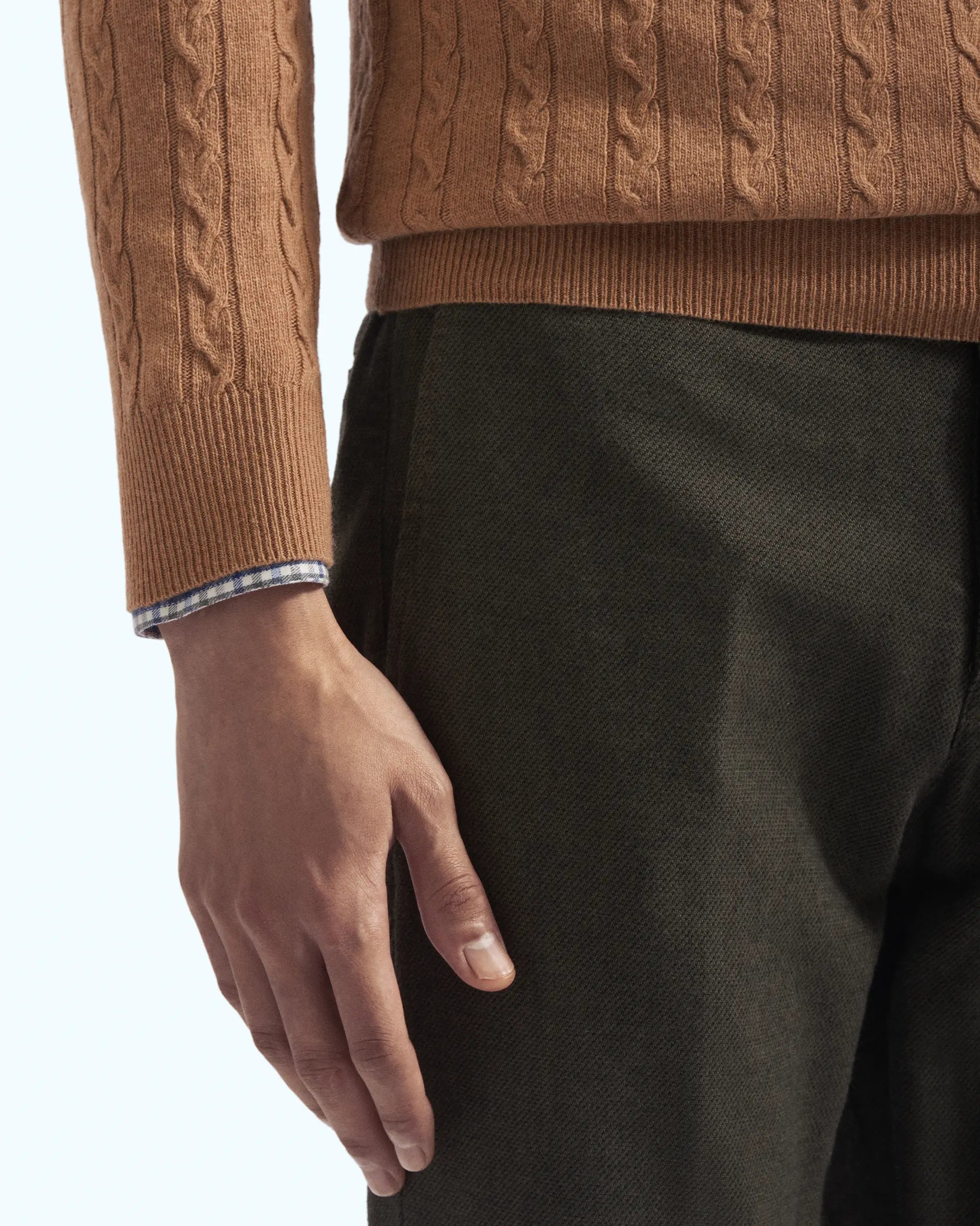 Camel Cashmere Blend with braided workmanship Crewneck