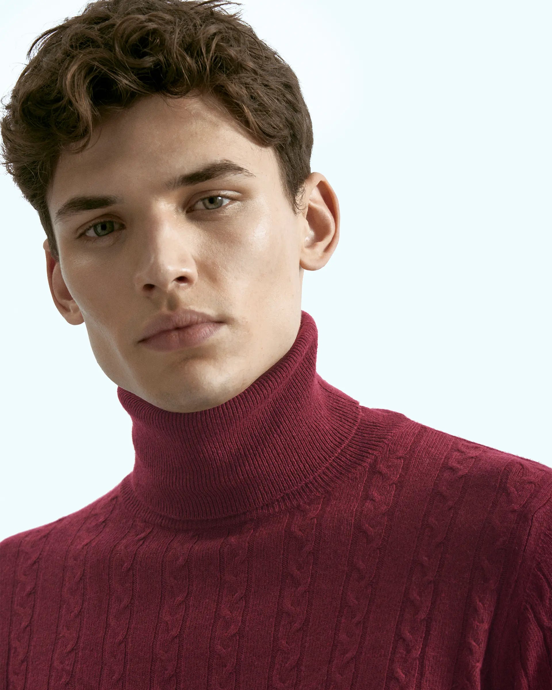 Burgundy Cashmere Blend with braided workmanship Turtleneck