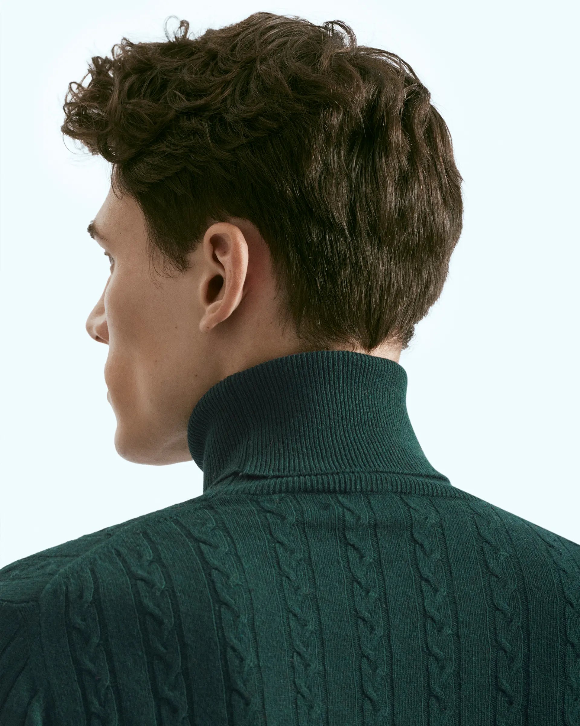 Green Cashmere Blend with braided workmanship Turtleneck