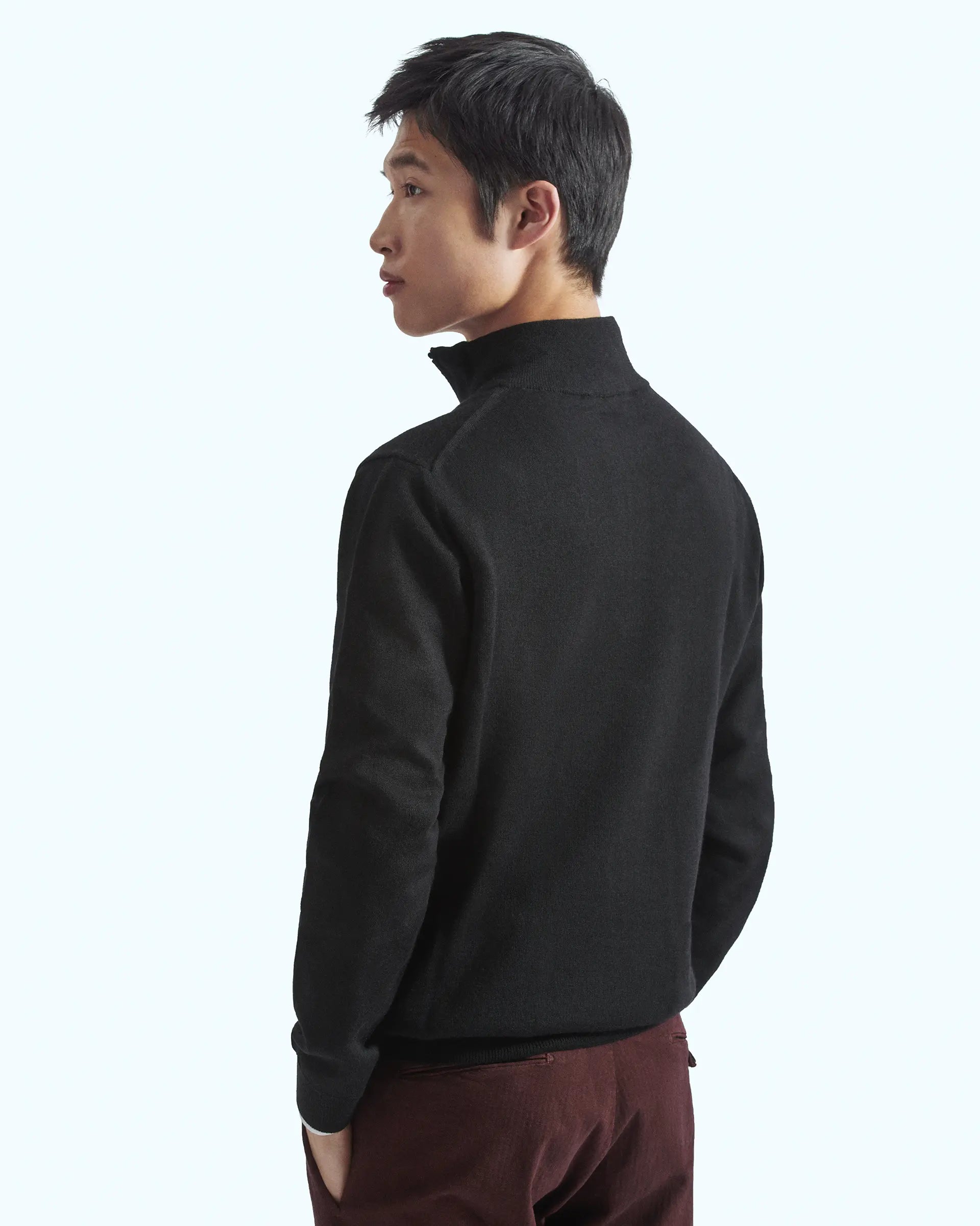 Half Zip Black in pure extrafine merino wool Harmony