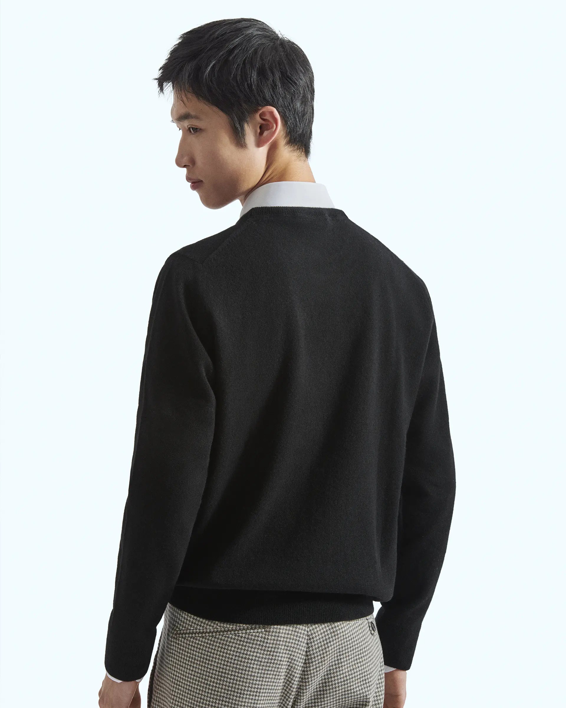 Black Pure Cashmere Sweaters