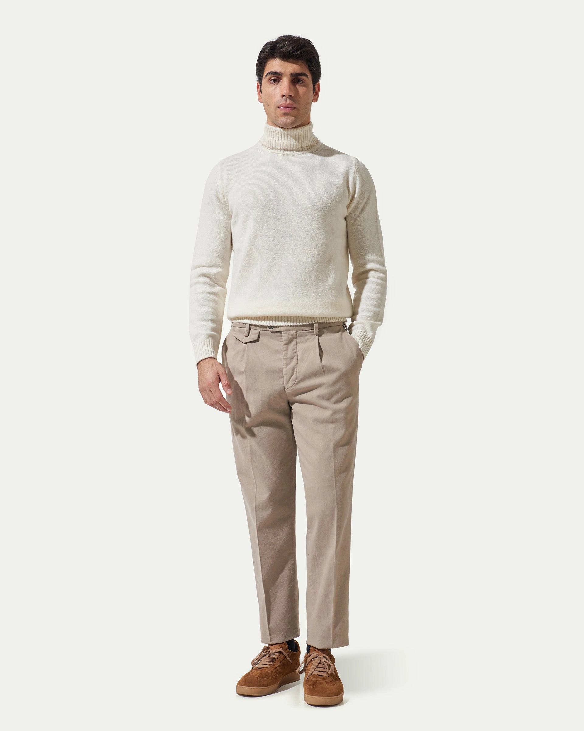 Beige Carrot  stretch cotton with pleats and button placket pants