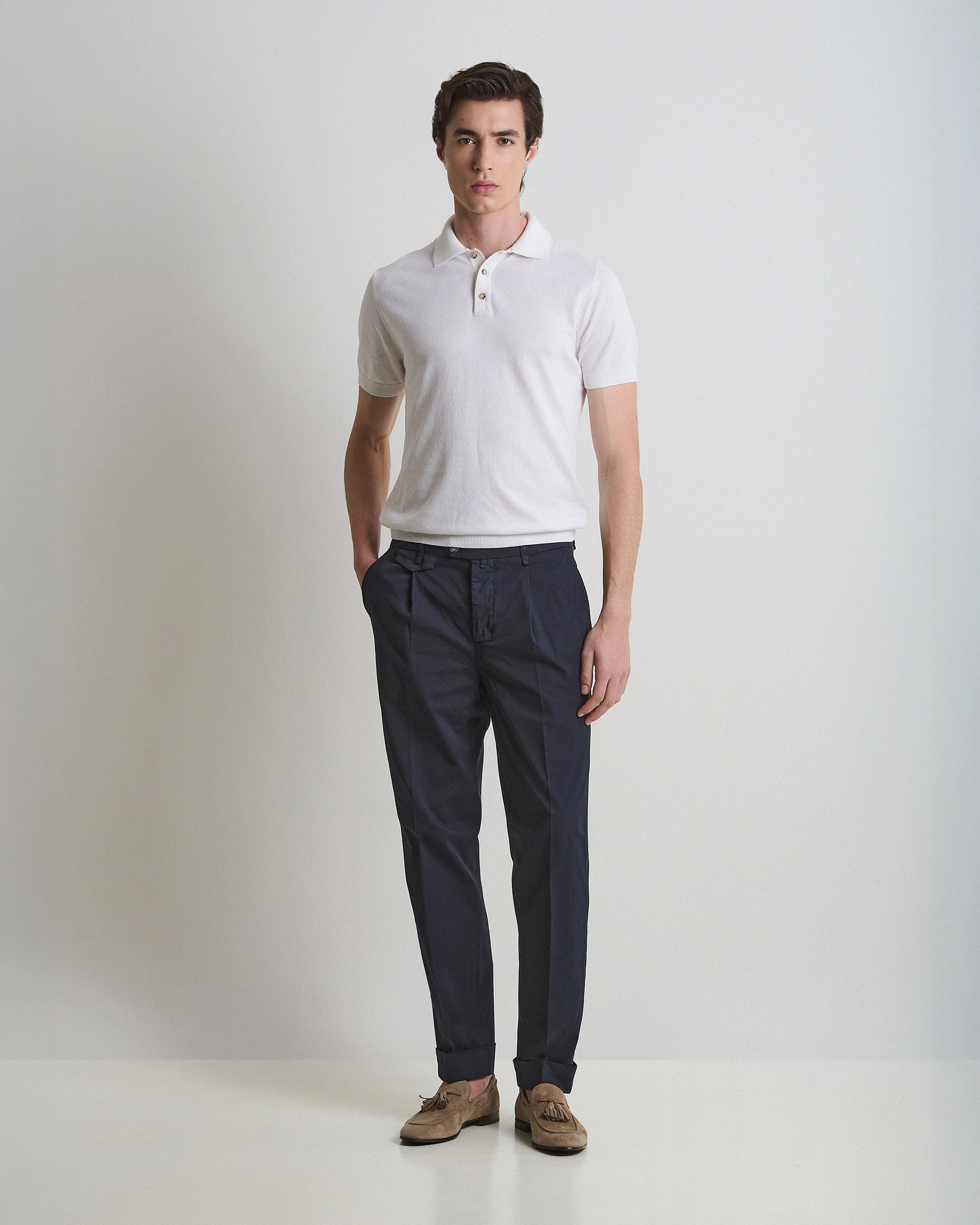 Blue Cotton Stretch  carrot Pants with pleats and button fastening