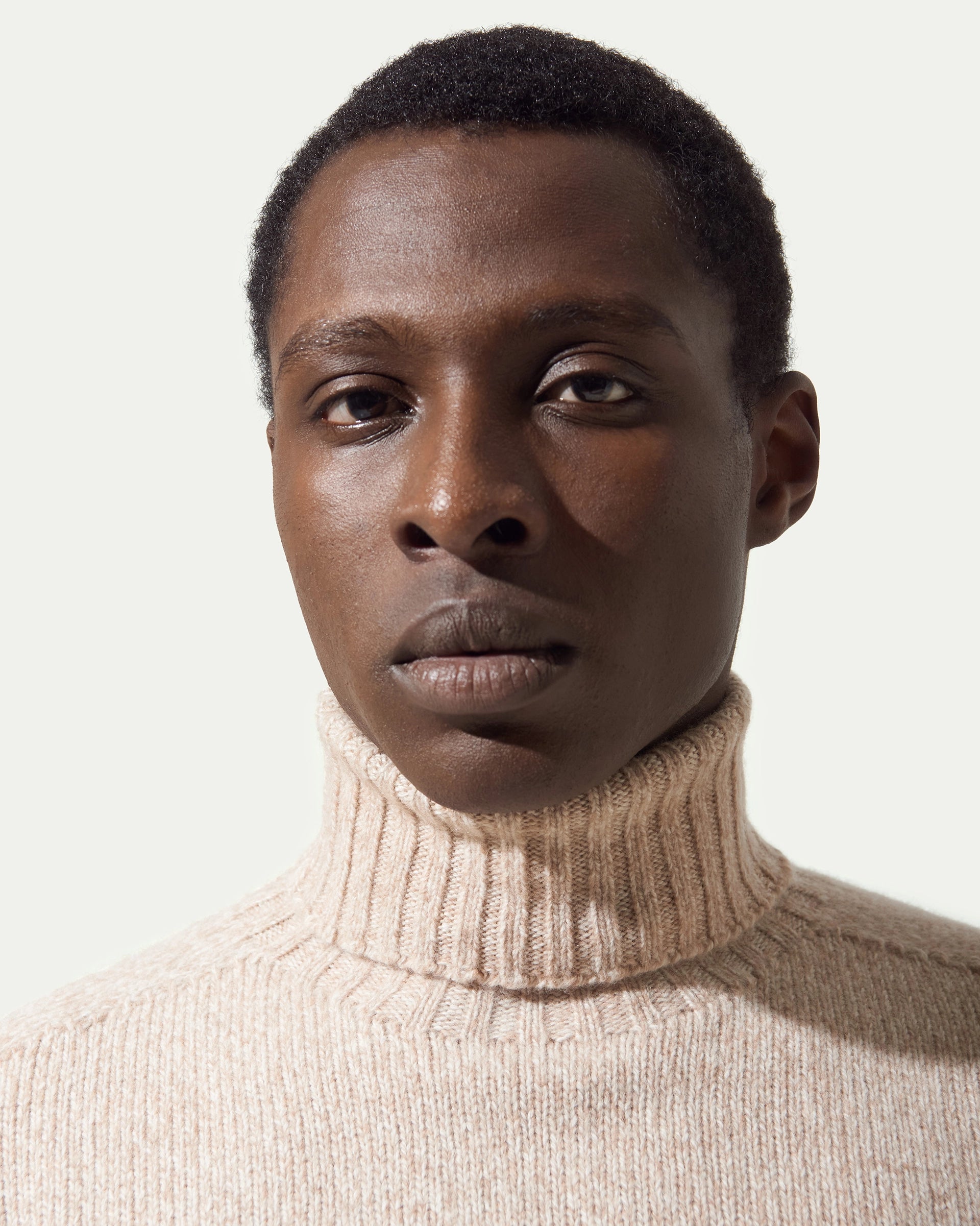 Beige Turleneck Merinos Wool Sweaters