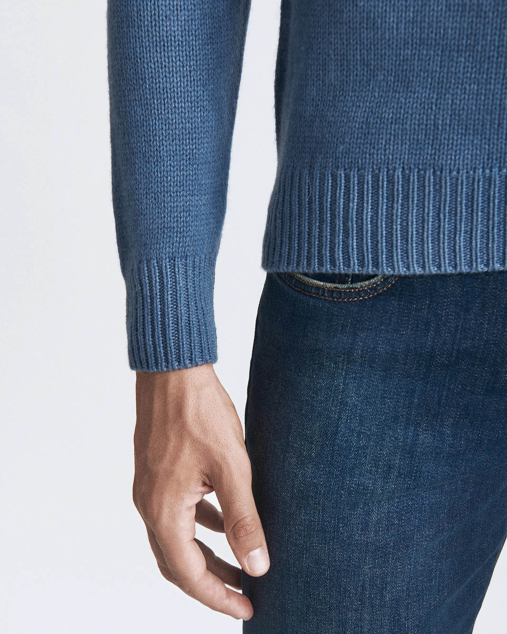 Blue Turtleneck in wool silk and cashmere